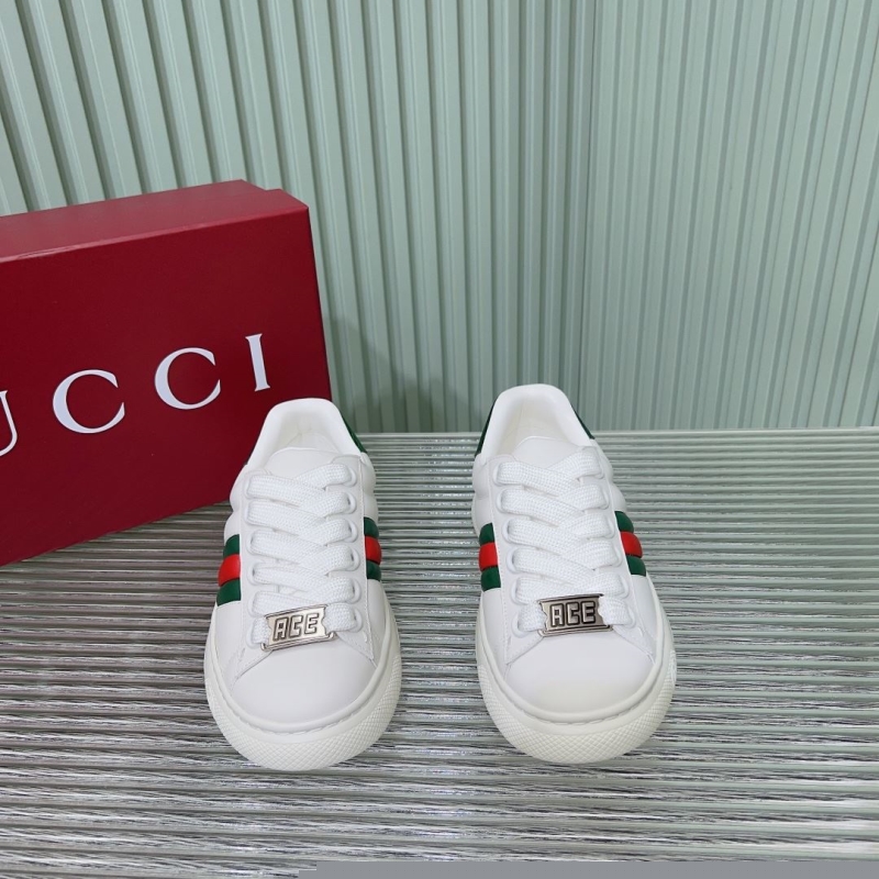 G*u*i casual shoes